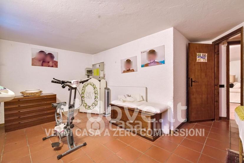 Villa in Via Alessandro Manzoni 28 — foto 6 di 43