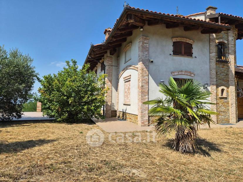 Villa in Località Bagot 3 — foto 16 di 42