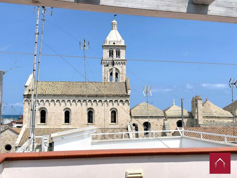 Bilocale in Via Giovenale 24 — foto 32 di 32