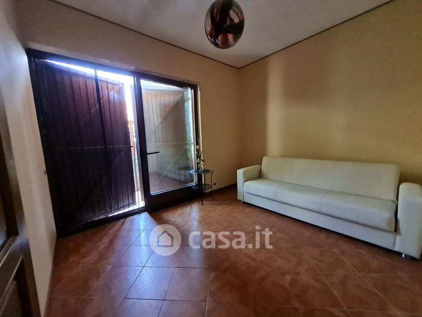 Appartamento in Via Mombello — foto 8 di 28