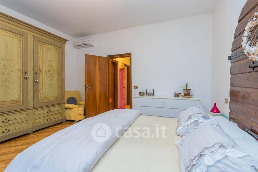 Villa in Via Cavour 24 — foto 4 di 33