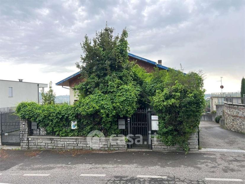 Villa in Via L. Sturzo 4 — foto 11 di 23