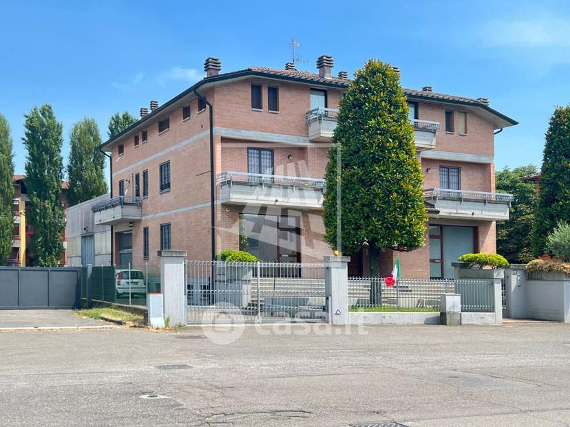 Villa in Via Terezin 5 — foto 34 di 40
