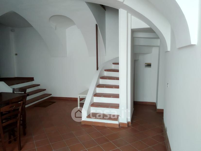Stanza in Via Monte di Pietà 4 — foto 21 di 31