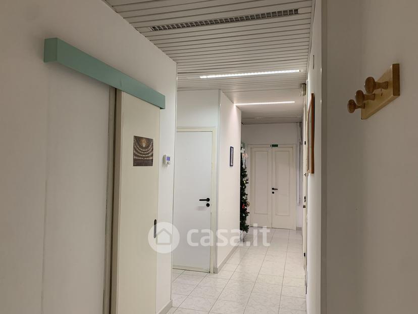Stanza in Via Pompeiana 7 — foto 9 di 11