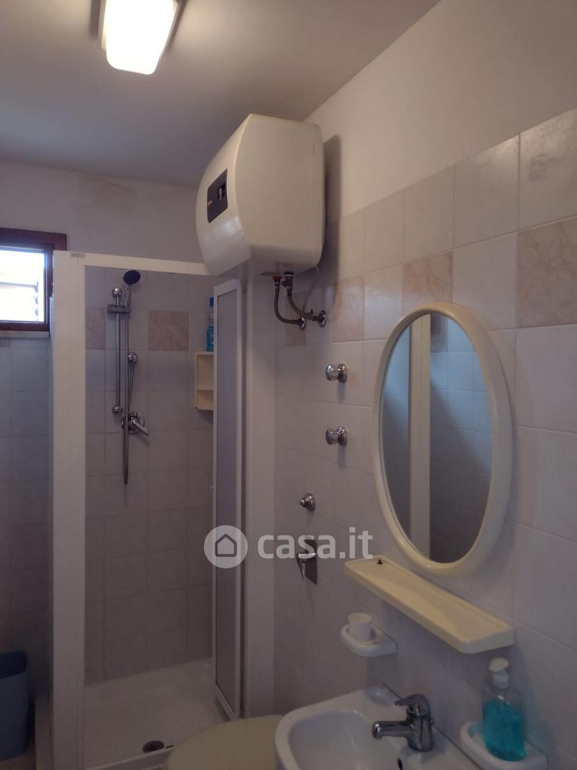 Stanza in Via Tonnara 27 — foto 2 di 10