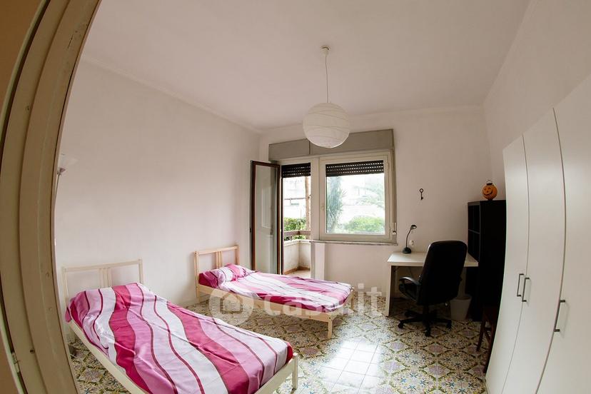 Stanza in Viale Abramo Lincoln 16 — foto 3 di 3