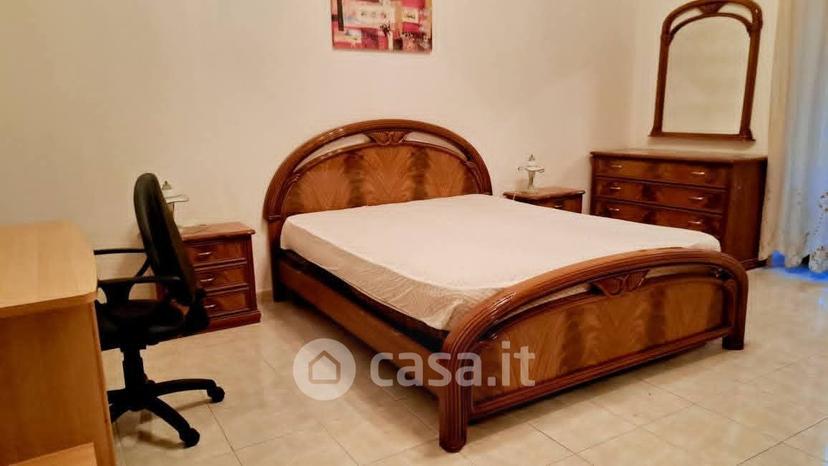 Stanza in Viale San Lorenzo — foto 9 di 12