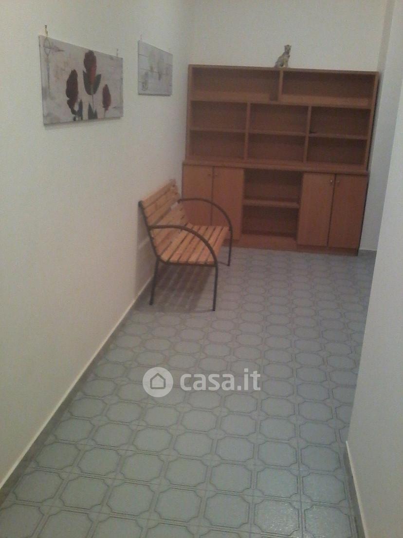 Stanza in Via Gennaro Tescione 146 — foto 9 di 18