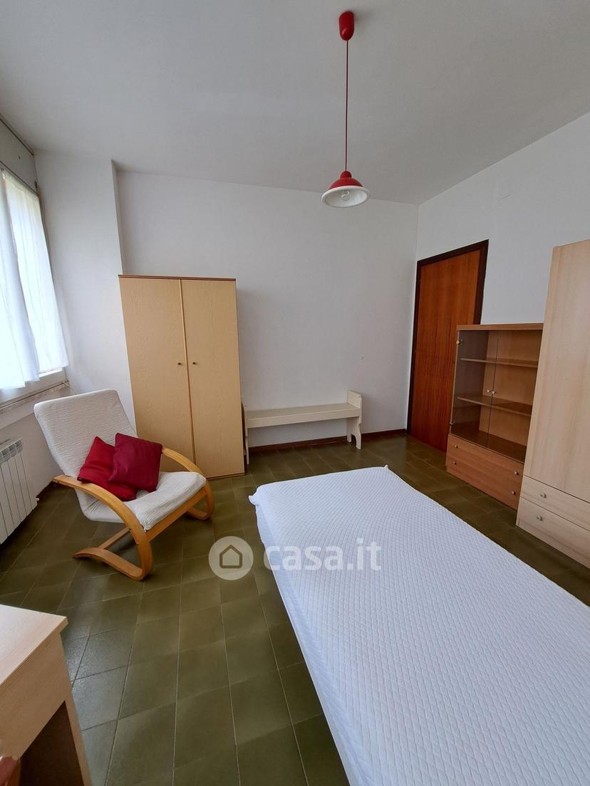 Stanza in Via Bonconte da Montefeltro 28 — foto 9 di 10
