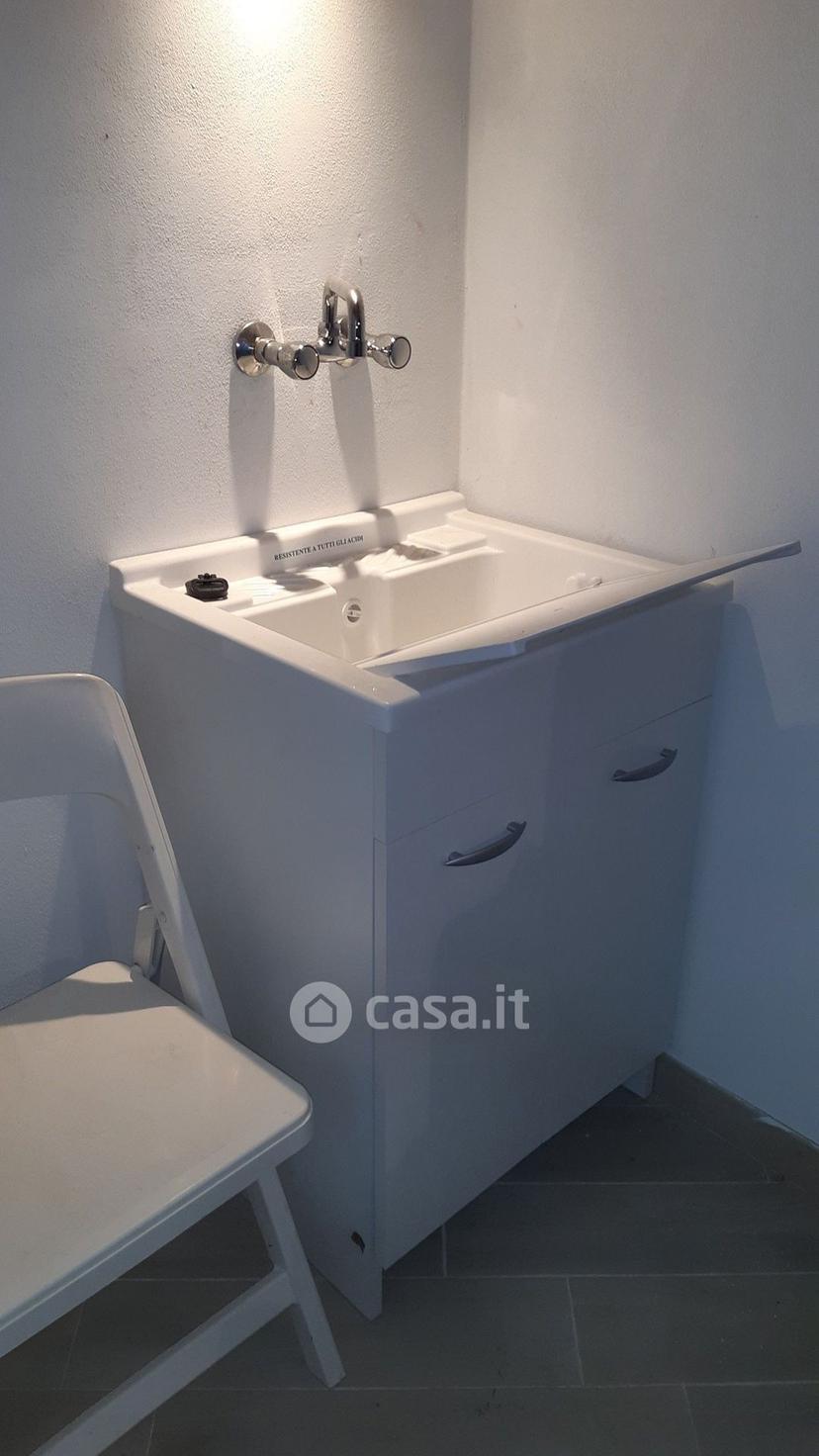 Stanza in Via Nottolini — foto 3 di 8