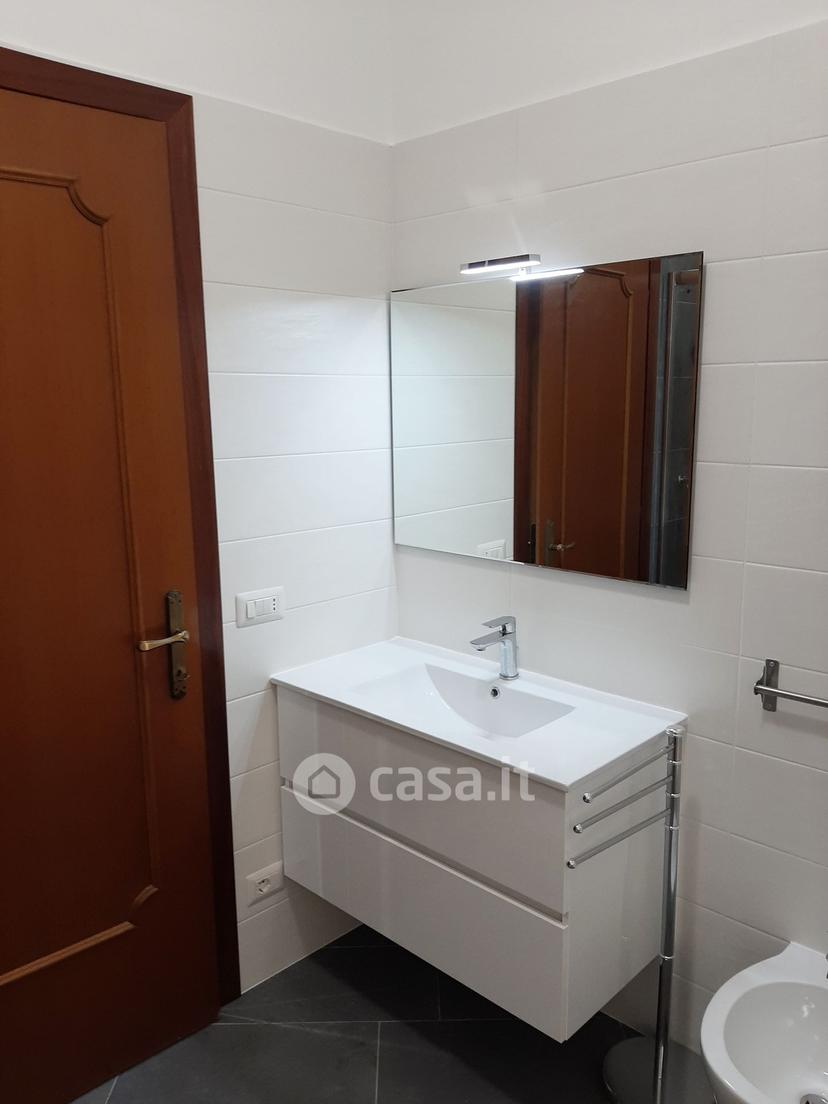 Stanza in Via Scribonio Curione 46 — foto 10 di 10