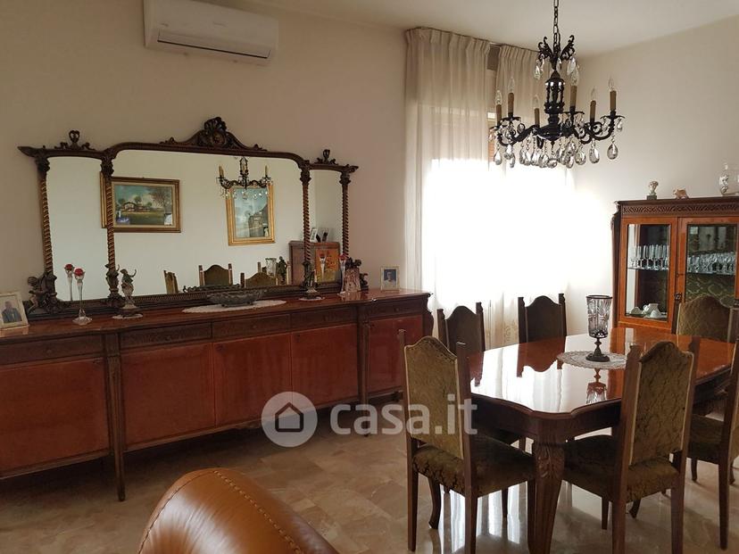 Villa in Via Alcide de Gasperi — foto 43 di 63