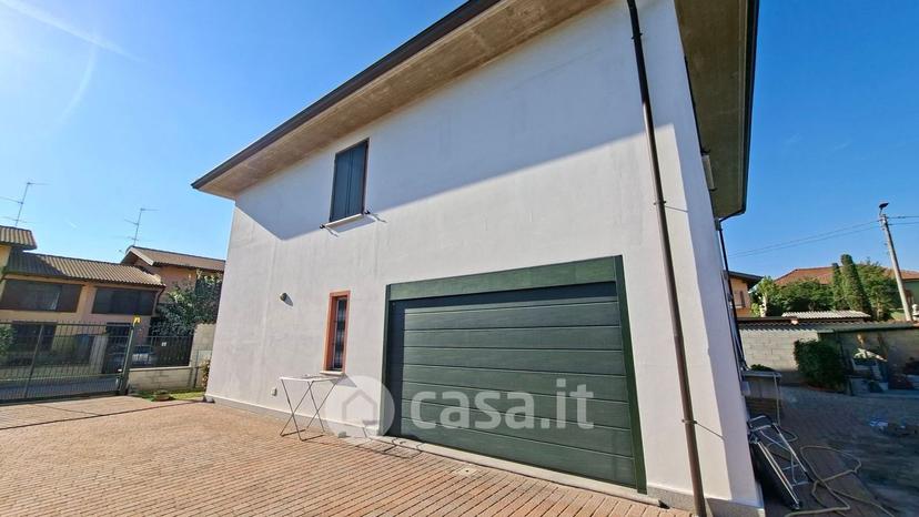 Villa in Via Ada Negri 3 — foto 27 di 53