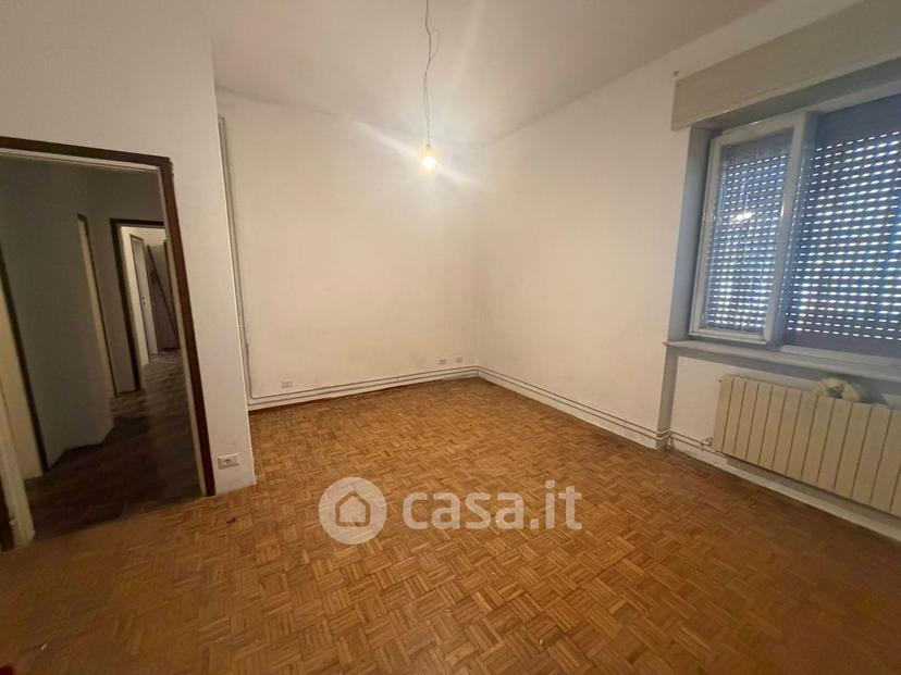 Trilocale in Via Ambrogio Colombo 56 — foto 2 di 7