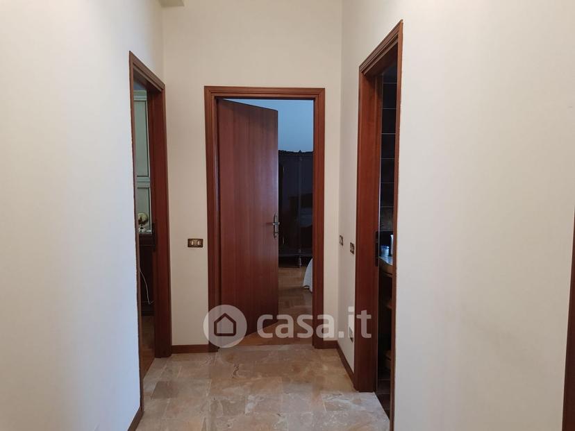 Villa in Via Alcide de Gasperi — foto 52 di 63