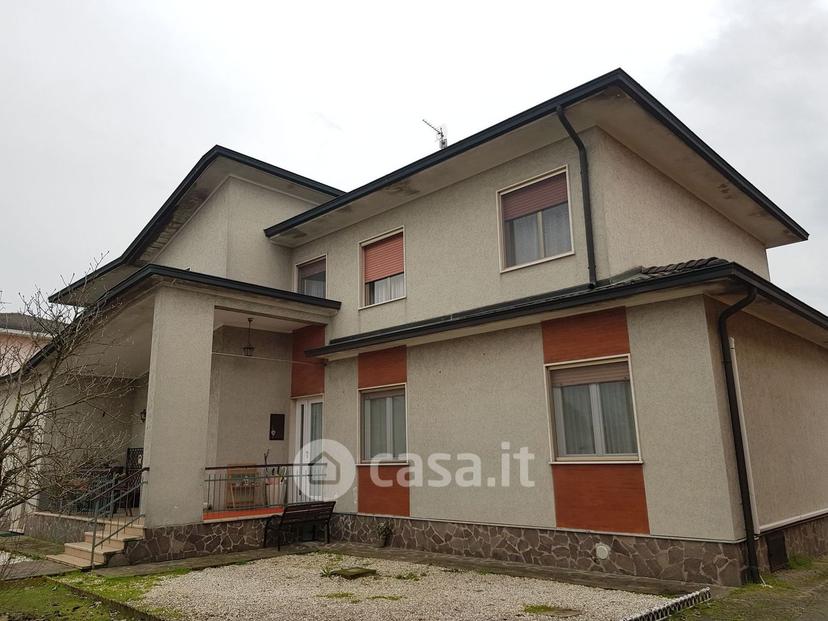 Villa in Via Alcide de Gasperi — foto 47 di 63