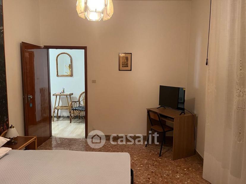 Stanza in Via Giacomo Matteotti 65 — foto 5 di 13