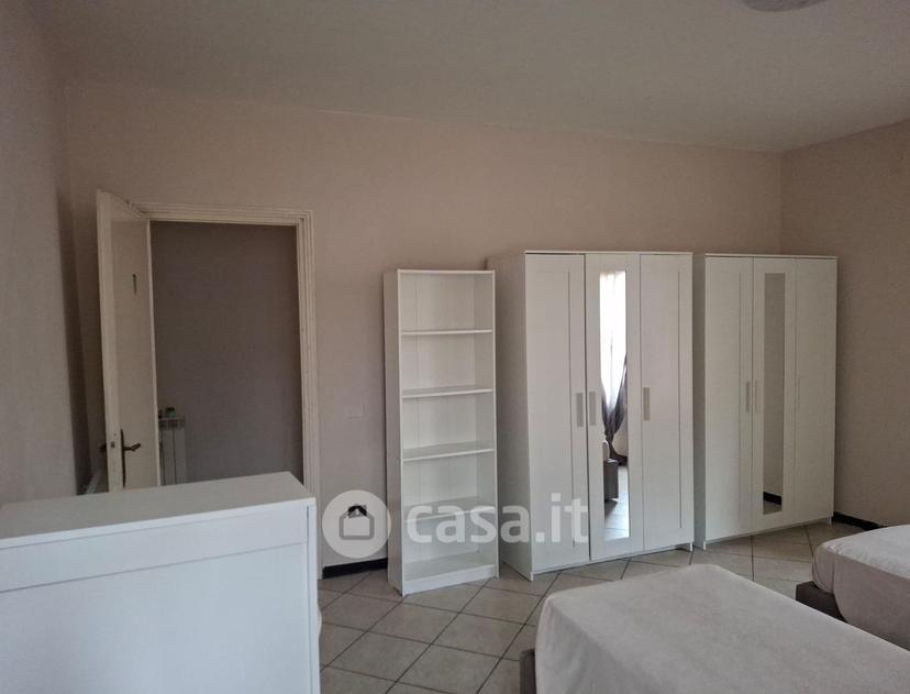 Stanza in Vicolo dei da Carrara 2 — foto 4 di 12