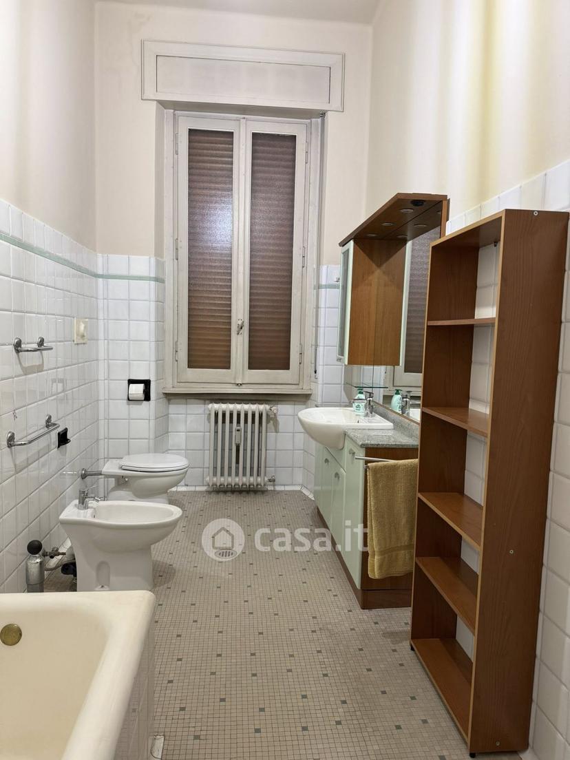 Stanza in Via Giuseppe Verdi 14 — foto 19 di 32