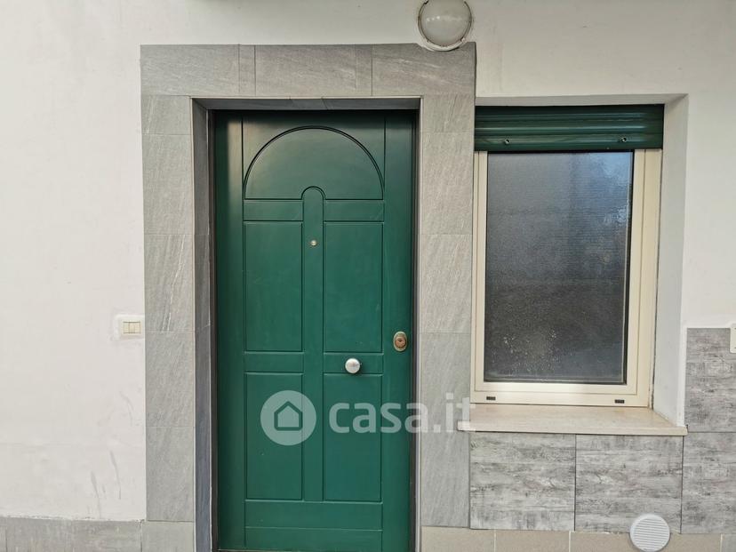 Stanza in Via Enrico de Nicola 6 — foto 9 di 9