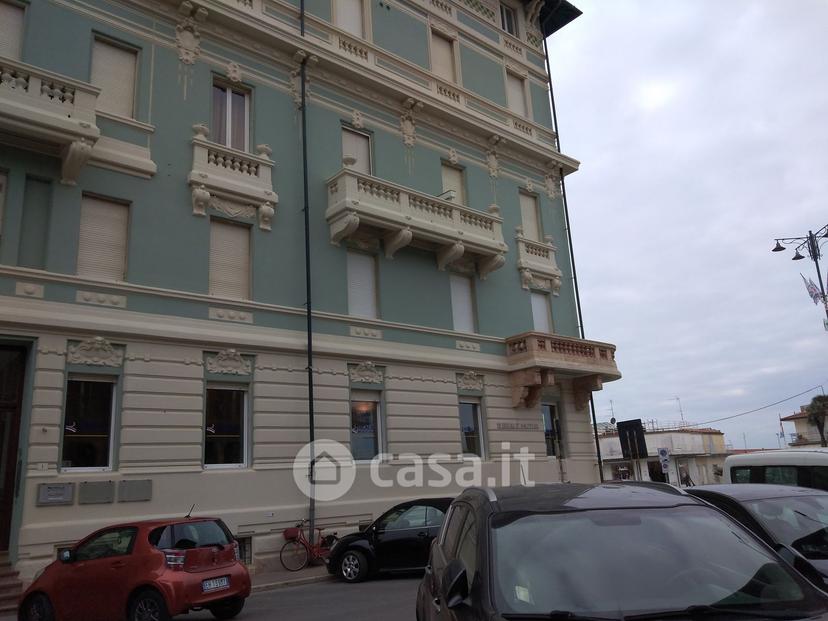 Stanza in Via Giuseppe Giusti 1 — foto 6 di 20