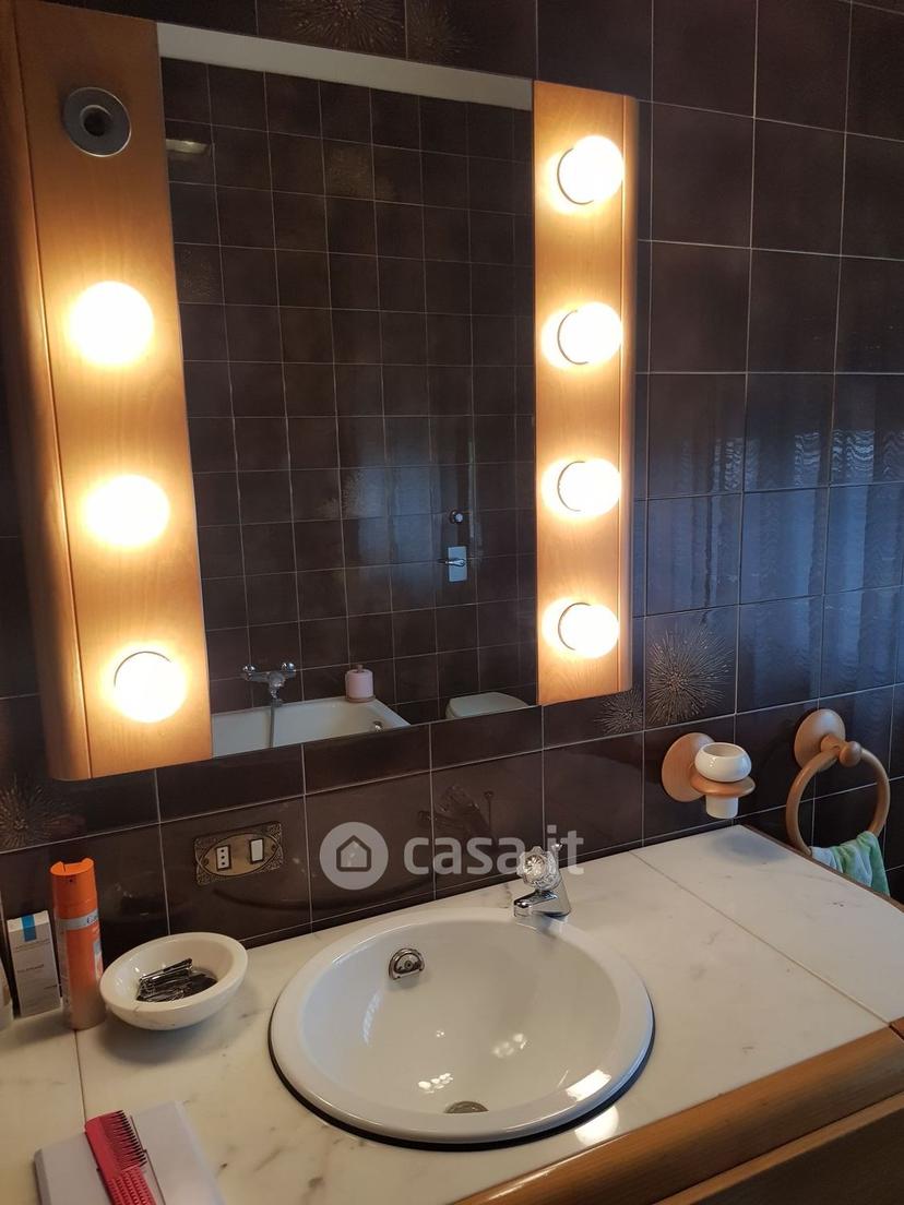 Villa in Via Alcide de Gasperi — foto 34 di 63