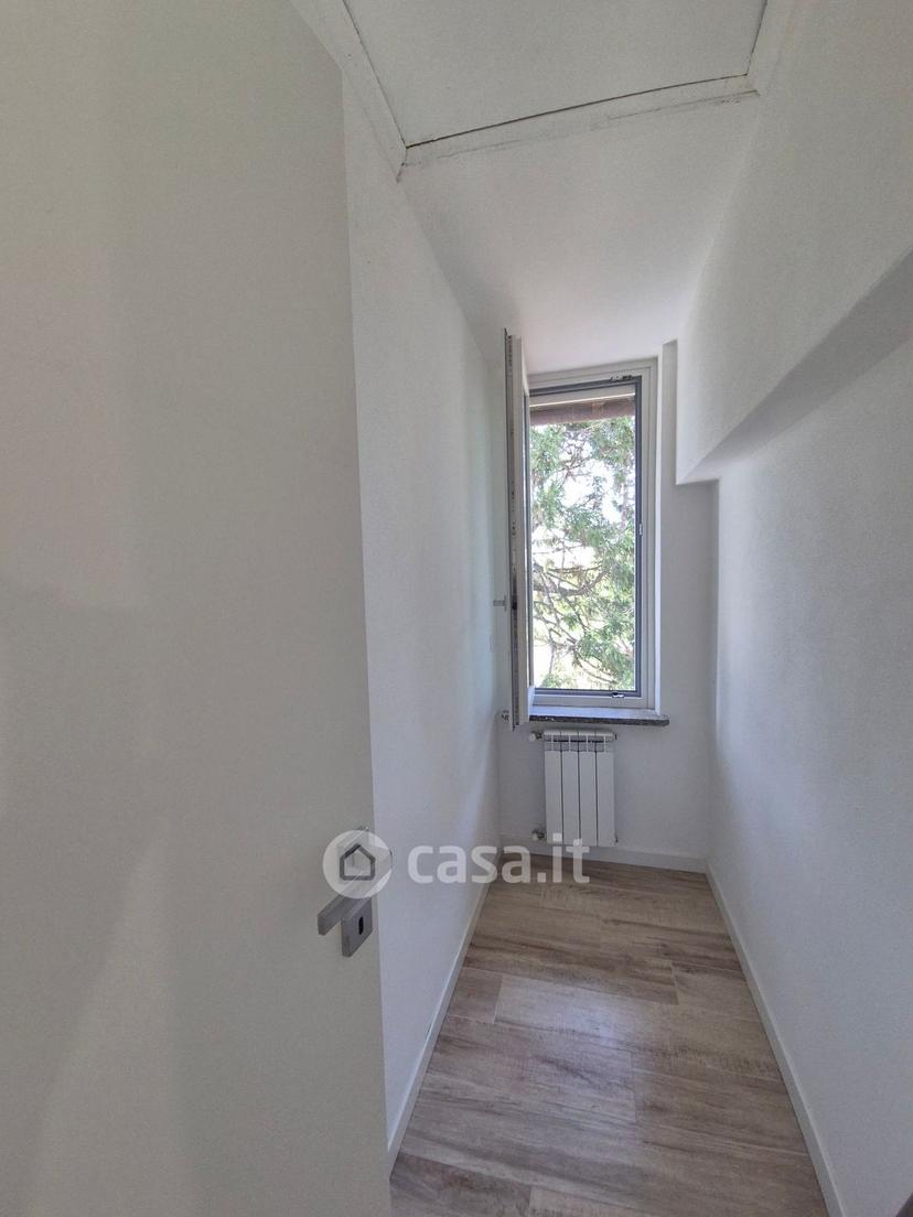 Villa in Via Bredazzane — foto 12 di 26