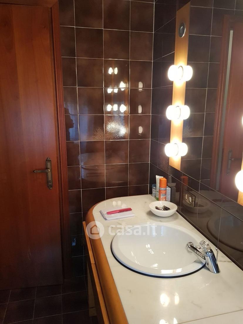 Villa in Via Alcide de Gasperi — foto 25 di 63