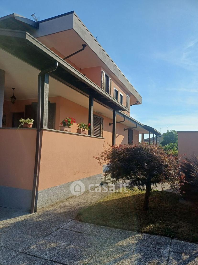 Villa in Via Dante Graziosi — foto 4 di 19