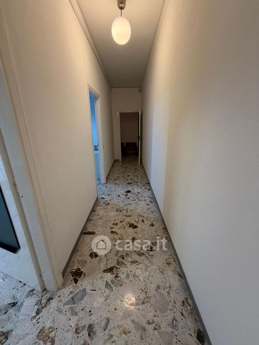 Trilocale in Piazza d'Amora 31 — foto 9 di 15