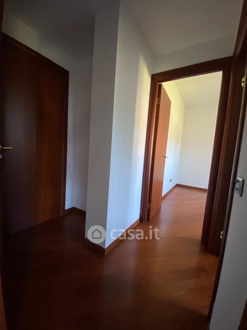 Trilocale in Via San Defendente — foto 2 di 17