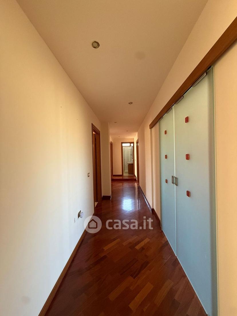 Appartamento in Via Umbria 14 — foto 15 di 23