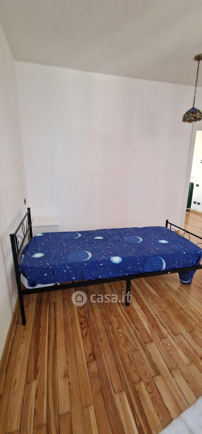 Stanza in Via San Vitale — foto 4 di 45