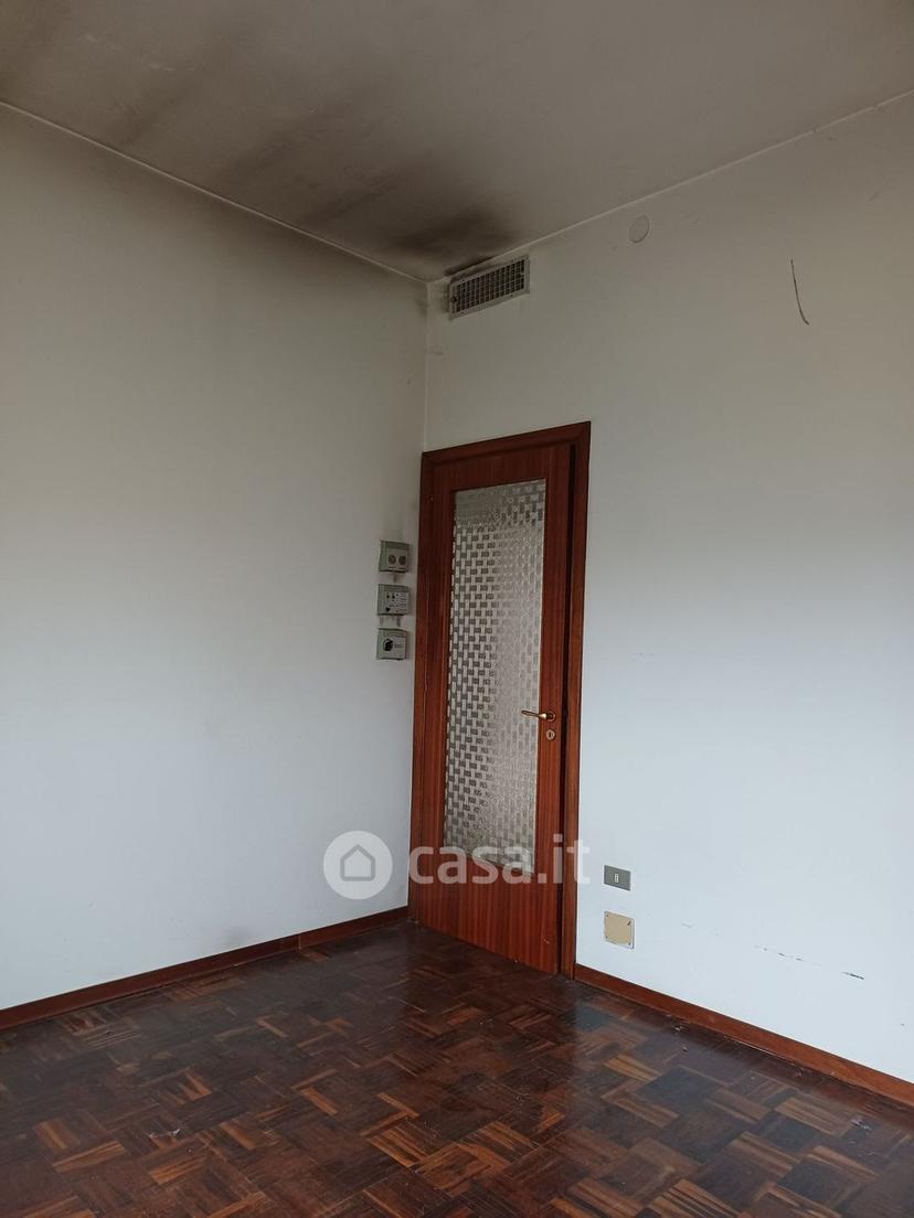 Trilocale in Via Porta di Giove — foto 15 di 20