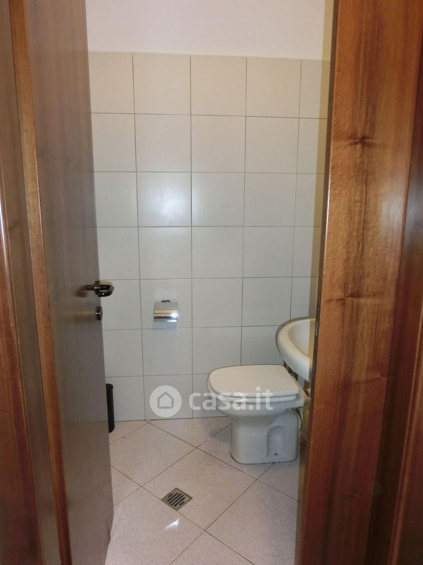 Quadrilocale in Via delle Vecchie Scuderie 59 — foto 36 di 44