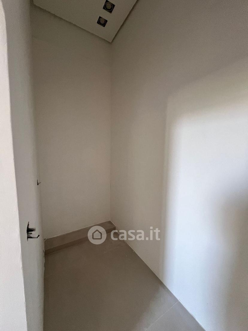 Quadrilocale in Via Giambattista Tiepolo 9 — foto 9 di 30