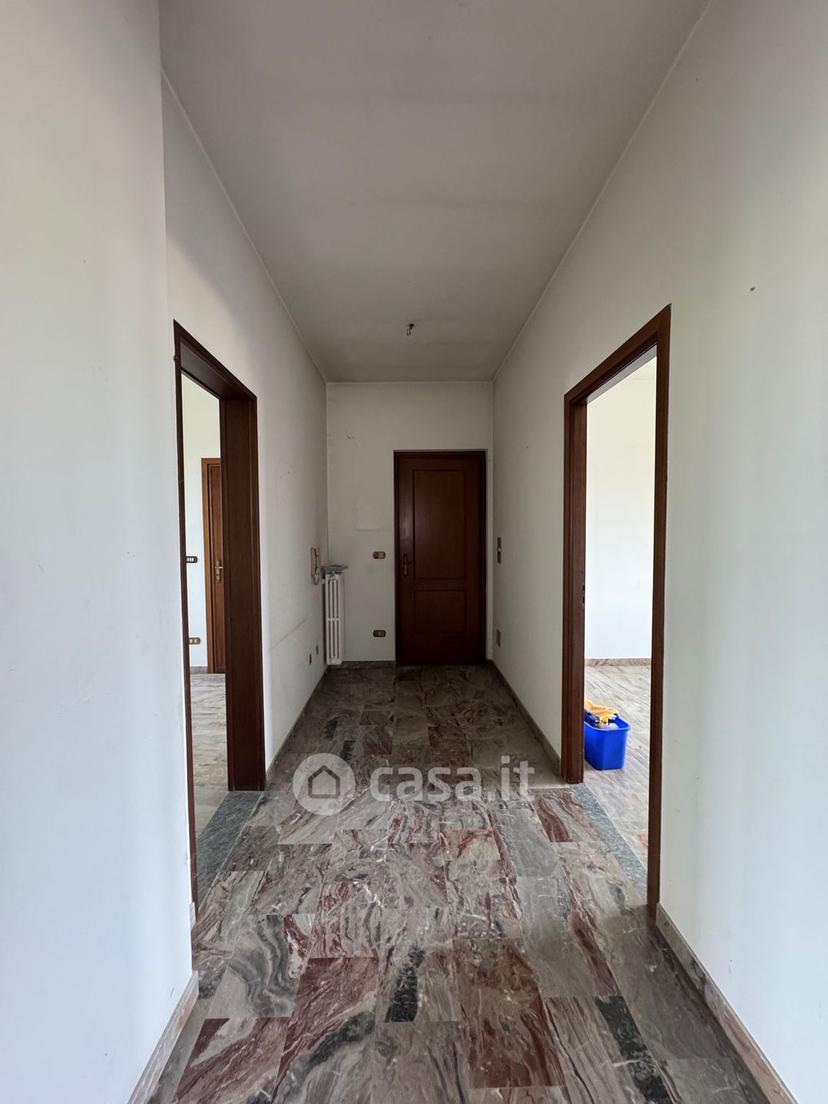 Quadrilocale in Via Cavour 8 — foto 10 di 35