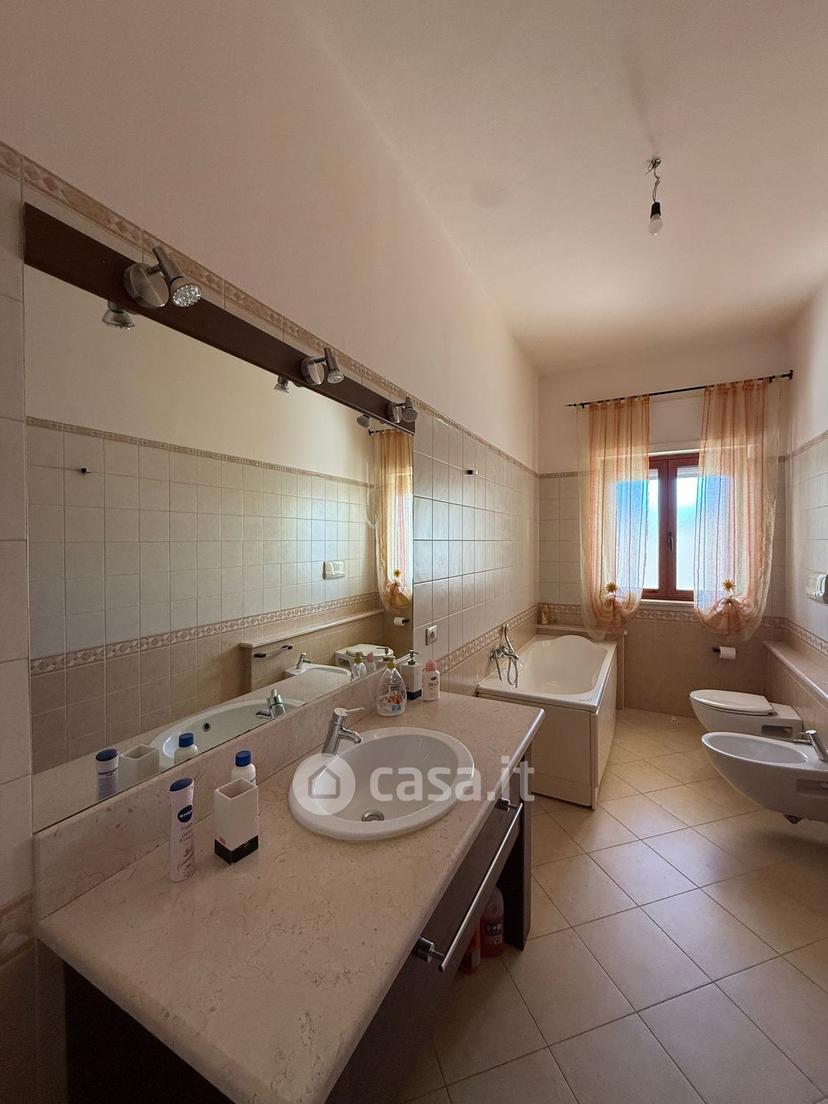 Appartamento in Via Umbria 14 — foto 11 di 23