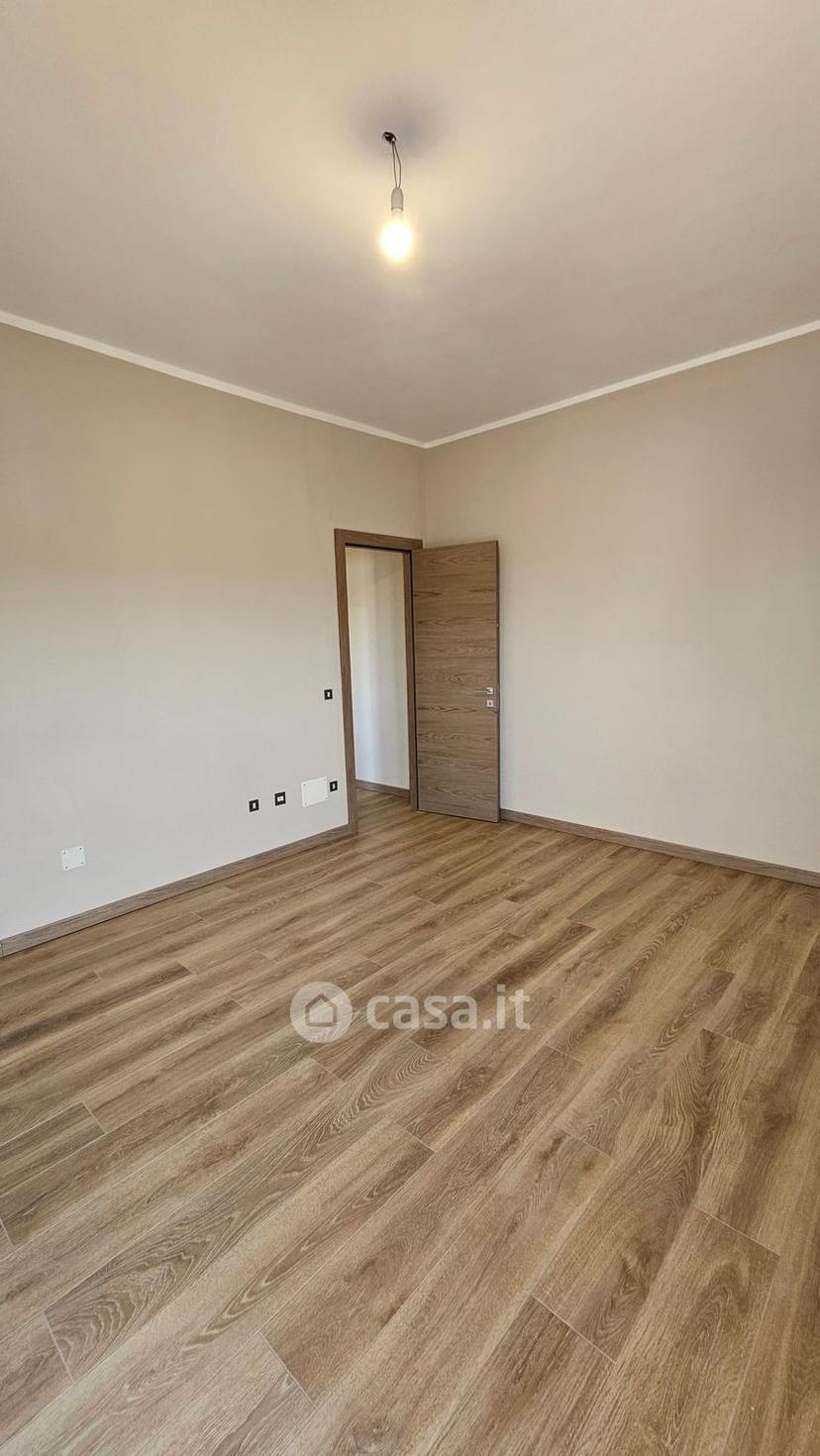Trilocale in Viale O. Marchino 6 — foto 16 di 19