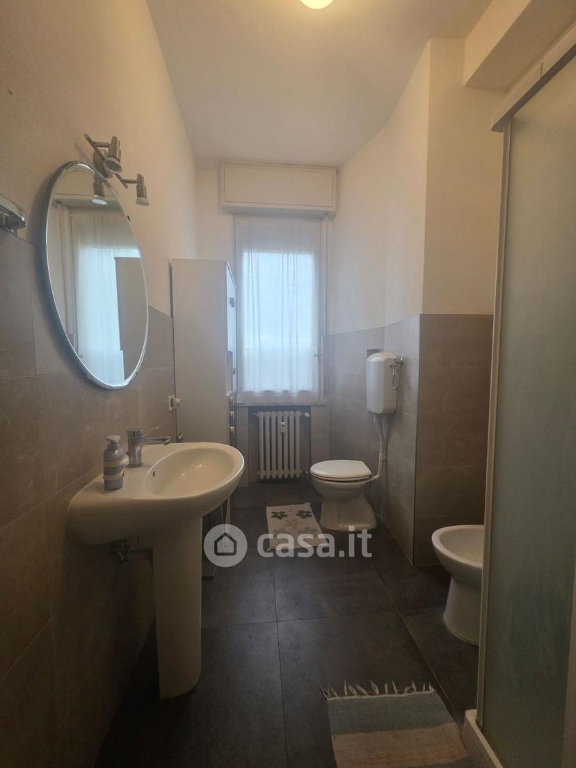Stanza in Via Carlo Zatti — foto 5 di 7