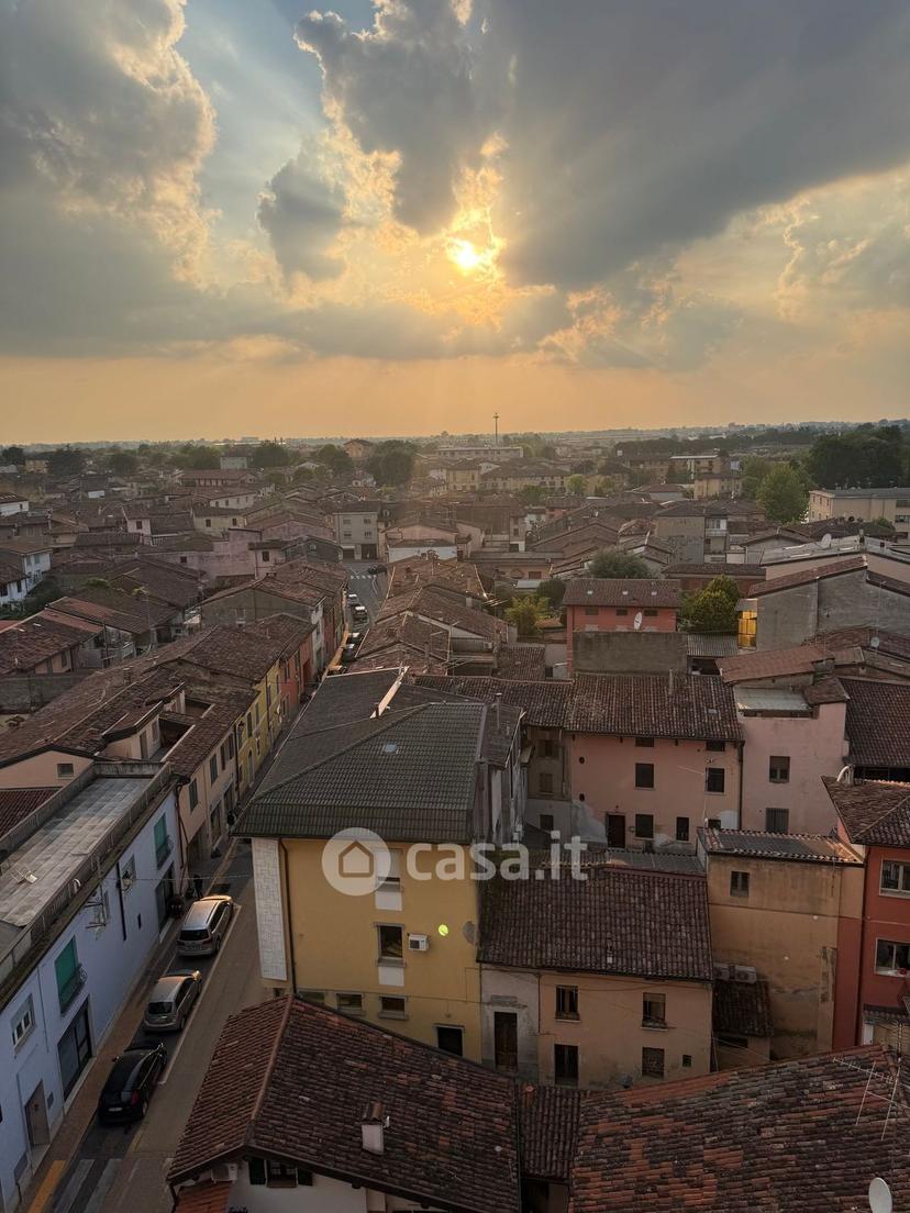 Trilocale in Vicolo Venezia — foto 2 di 14