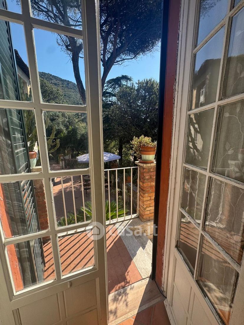 Villa in Via Appia 104 /200 — foto 66 di 136