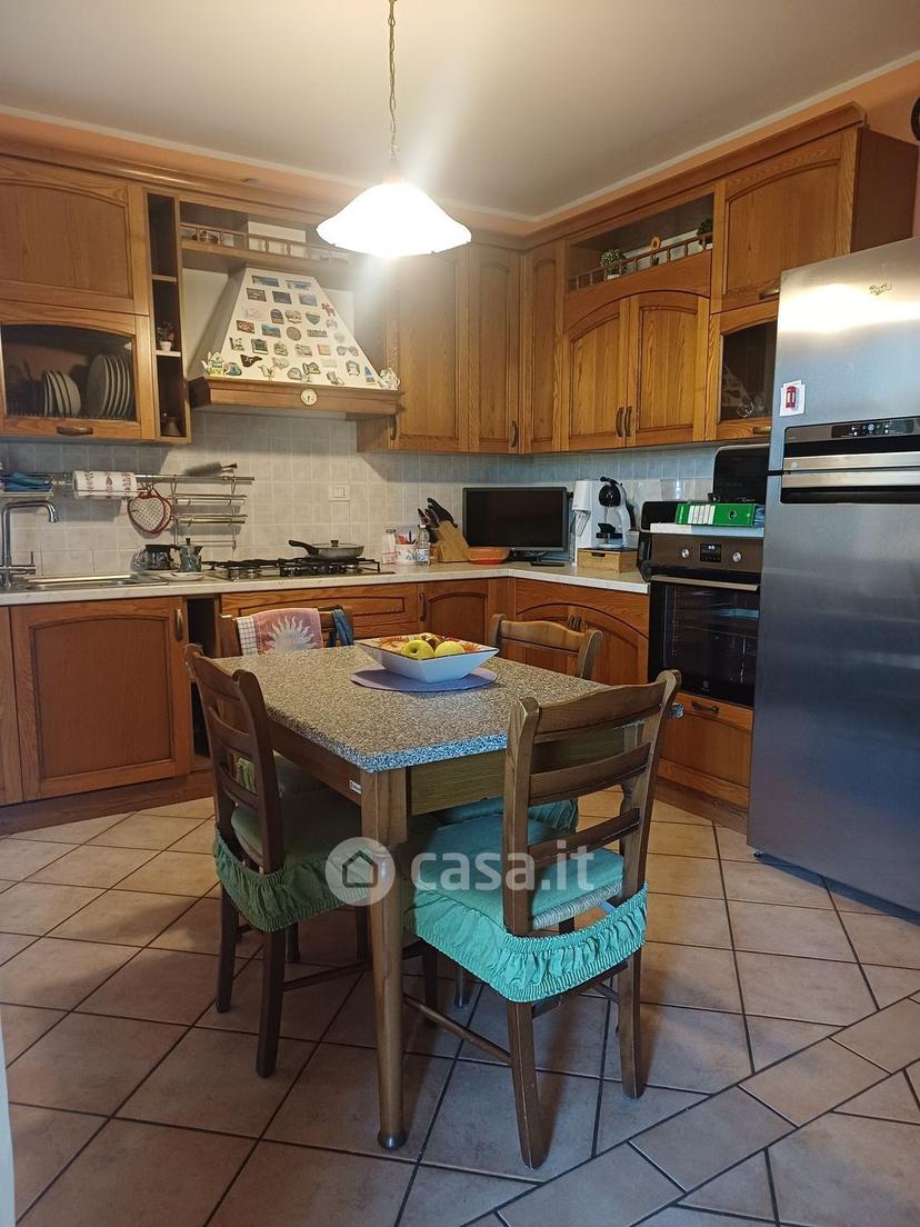 Villa in Via Dante Graziosi — foto 6 di 19