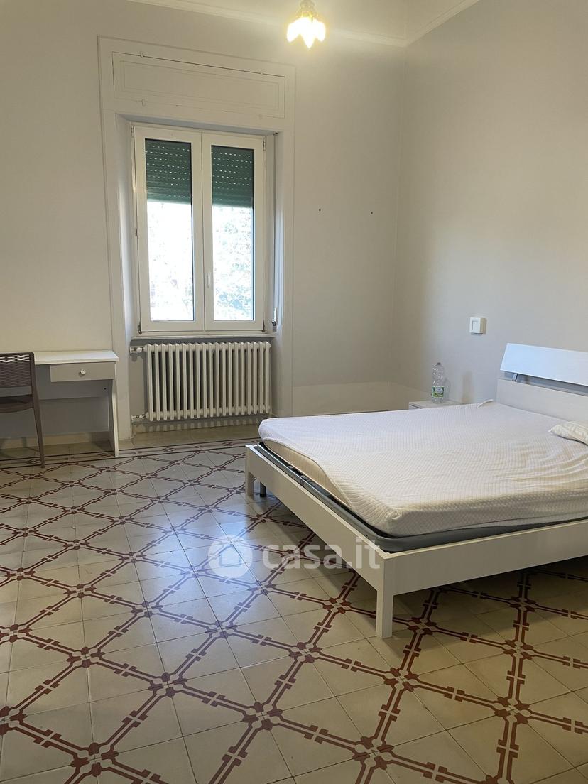 Stanza in Piazza Giacomo Matteotti 10 — foto 2 di 12