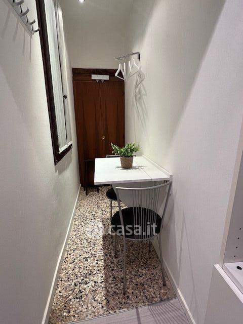 Stanza in Via San Michele — foto 4 di 6
