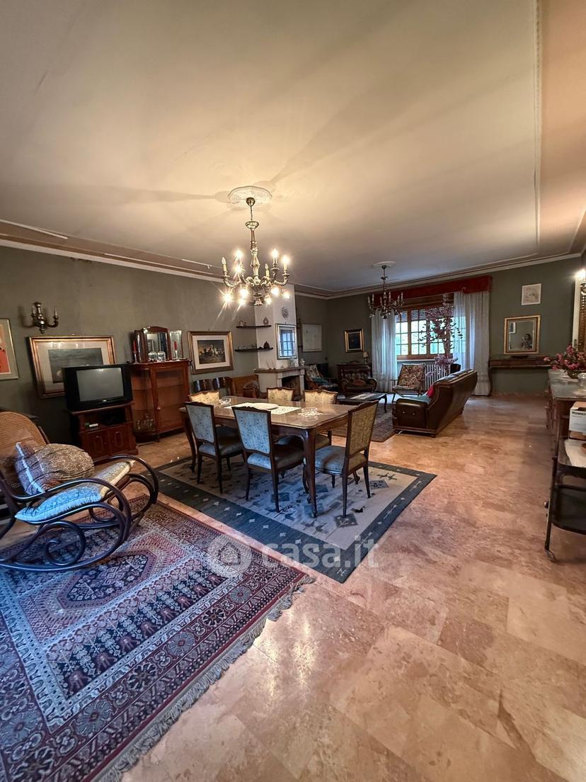 Villa in Via Fonte Nuova 39 — foto 2 di 39
