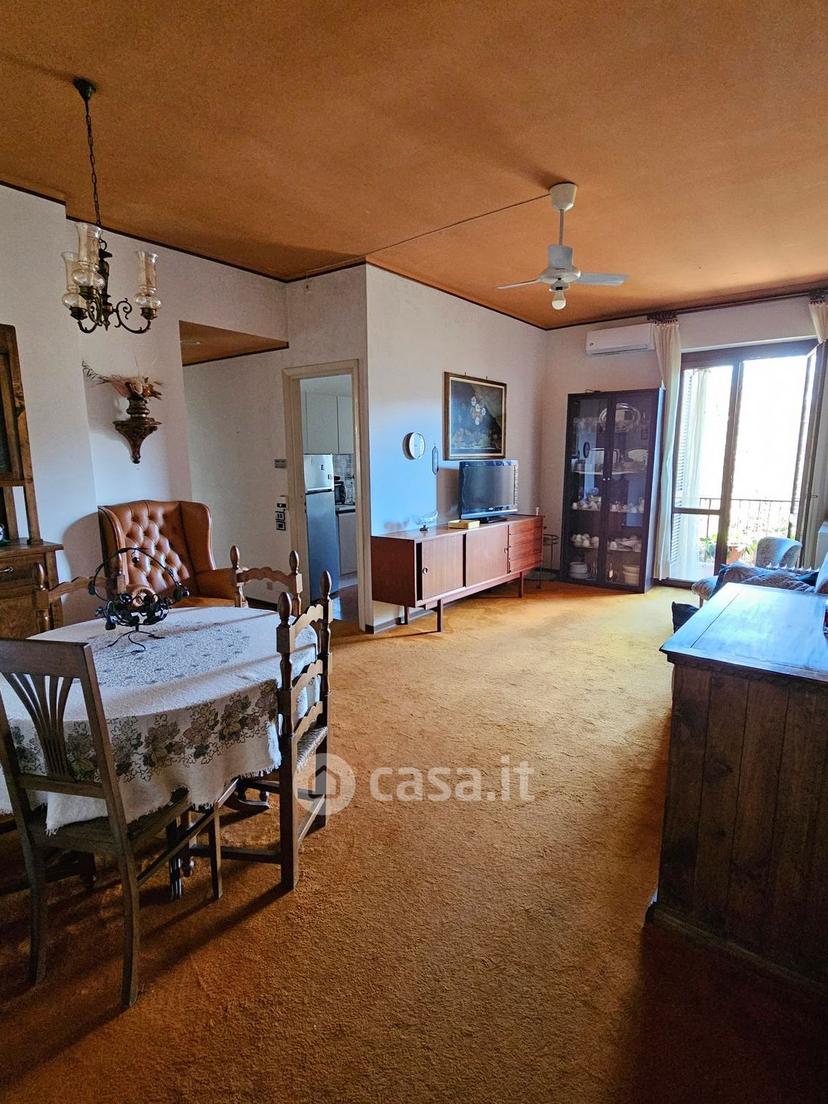 Trilocale in Via Vittorio Veneto 1 — foto 4 di 32