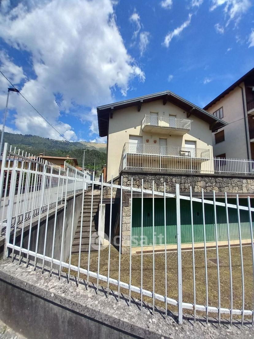 Quadrilocale in Via G. Donizetti 4 — foto 28 di 30