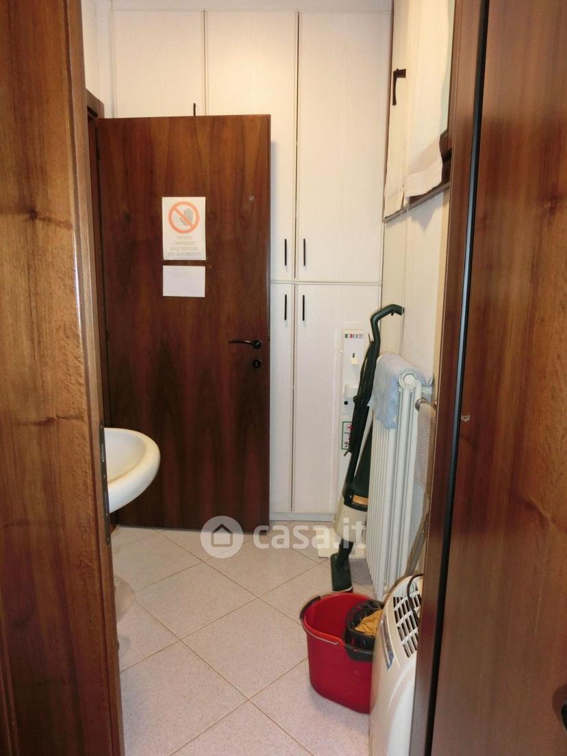 Quadrilocale in Via delle Vecchie Scuderie 59 — foto 24 di 44